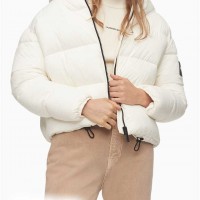 Жіноча Куртка (Boxy Hooded Puffer Jacket) 62759-02 Mascarpone