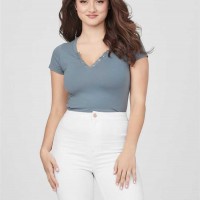 Женский Топ (Cerise Studded Split-Neck Top) 64167-01 Squall Sea