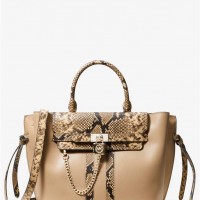 Жіноча Сумка Сетчел (Hamilton Legacy Large Snake Embossed Leather Belted Satchel) 65503-05 верблюд