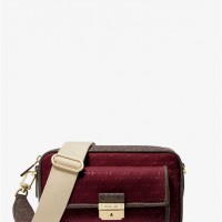 Жіноча Сумка Камера (Bradshaw Medium Logo Embossed Patent Leather Camera Bag) 65439-05 Dk Berry